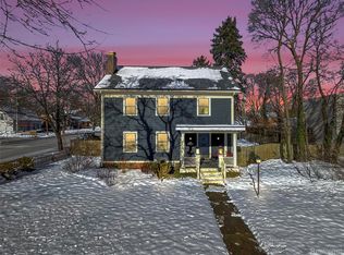 1119 E Maple Rd, Birmingham, MI 48009