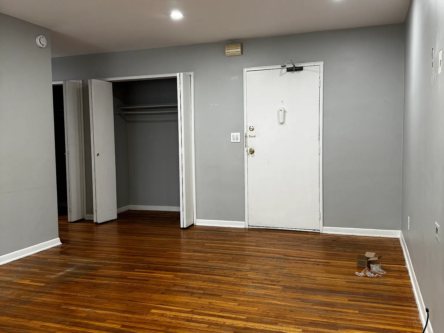 2 bed, $2,350 — Photo 4