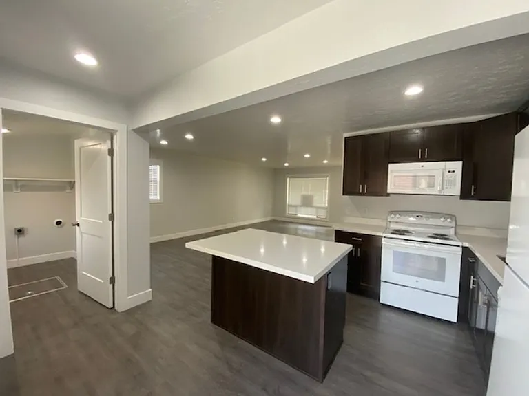1163 N Buccaneer Dr — Photo 24