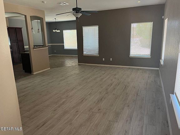 3rd image of 12331 Sombra Grande Dr