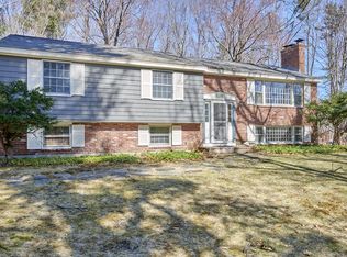 20 Ivy Ln, Andover, MA 01810