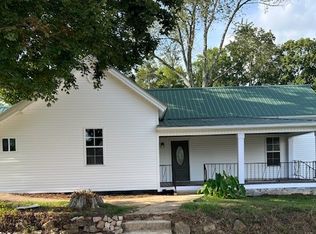 112 W Hill St, Waynesboro, TN 38485