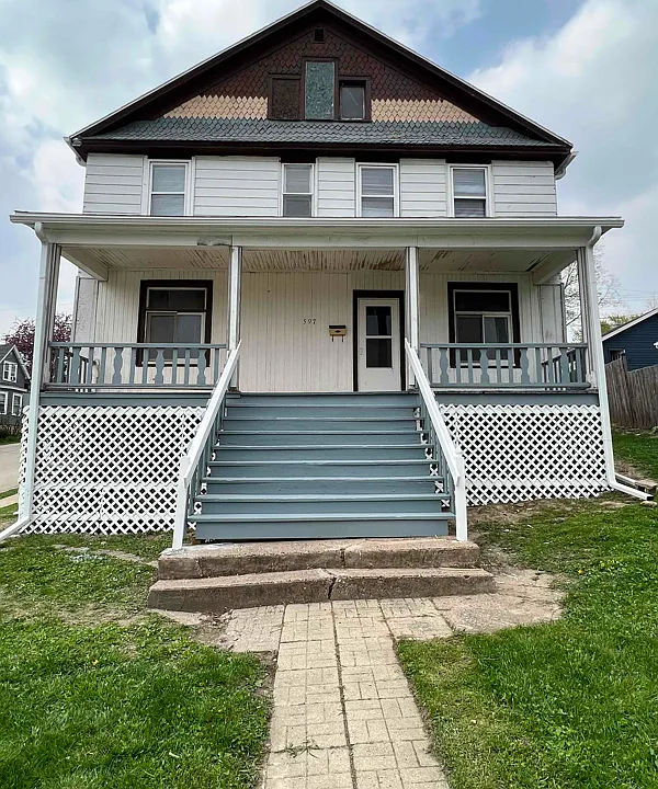 597 Jefferson St #3