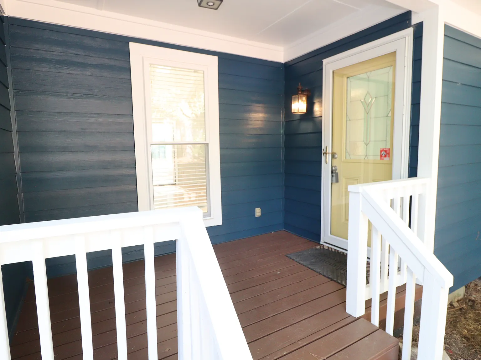 3 bed, 2.0 bath, 1451 sqft, $2,150 — Photo 2