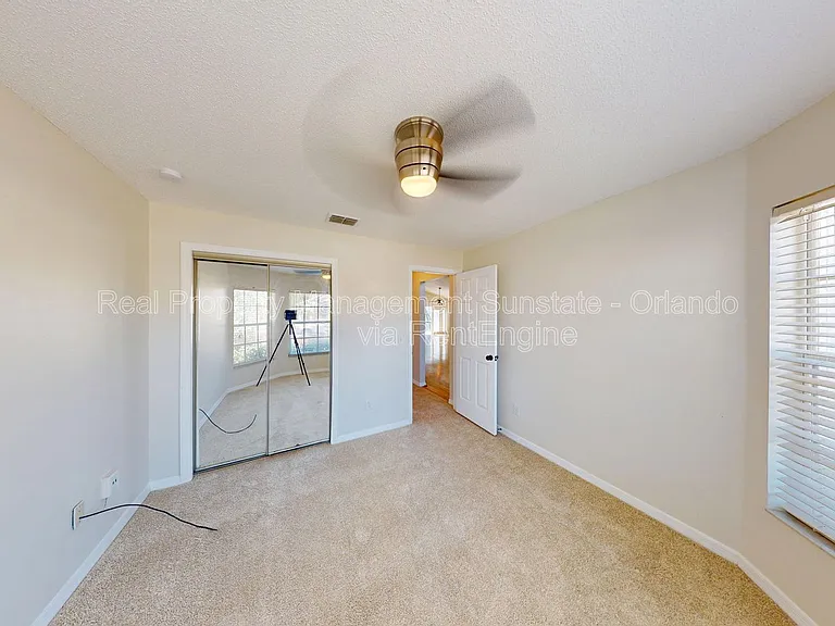 5662 Rywood Dr — Photo 6