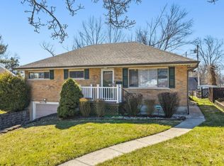 387 Inman Ln, Cincinnati, OH 45218