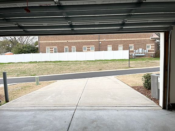 4th image of 608 Lyndon Station Dr