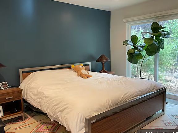 3rd image of 2731 Goodwin Ave