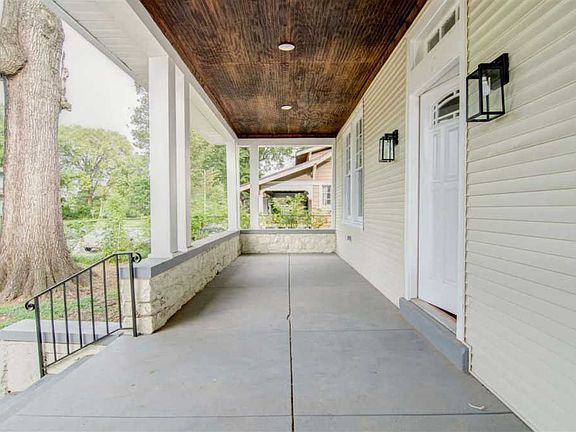 5th image of 1047 Faxon Ave