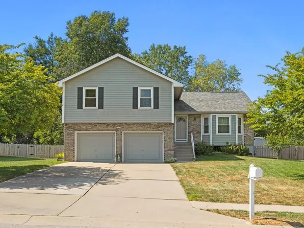 708 Northpoint Ave, Liberty, MO 64068