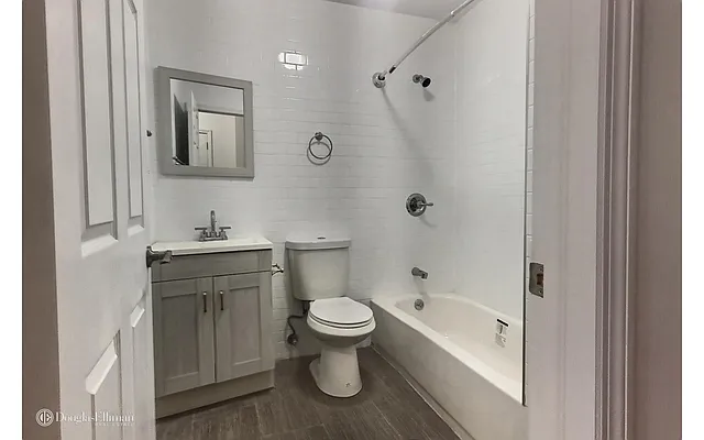 Rented by Douglas Elliman | media 18