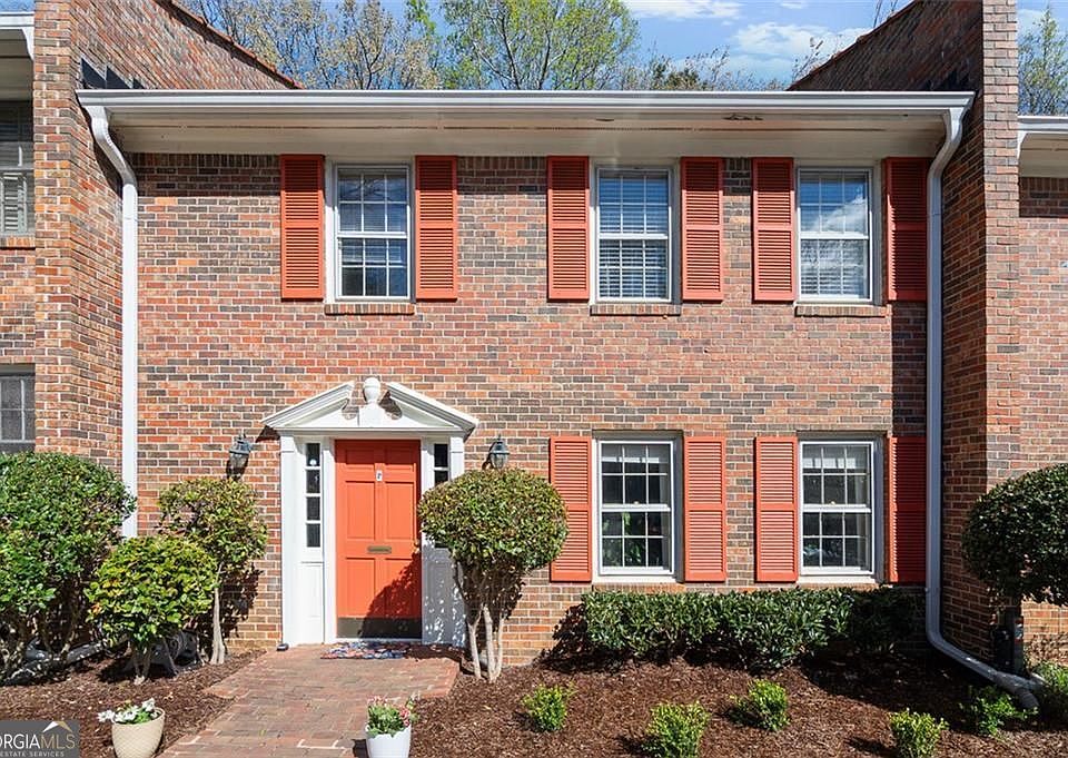 1st image of 1105 Clairemont Ave APT P