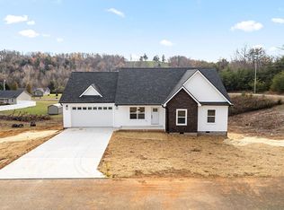 2150 Bear Creek Cir, Cookeville, TN 38506