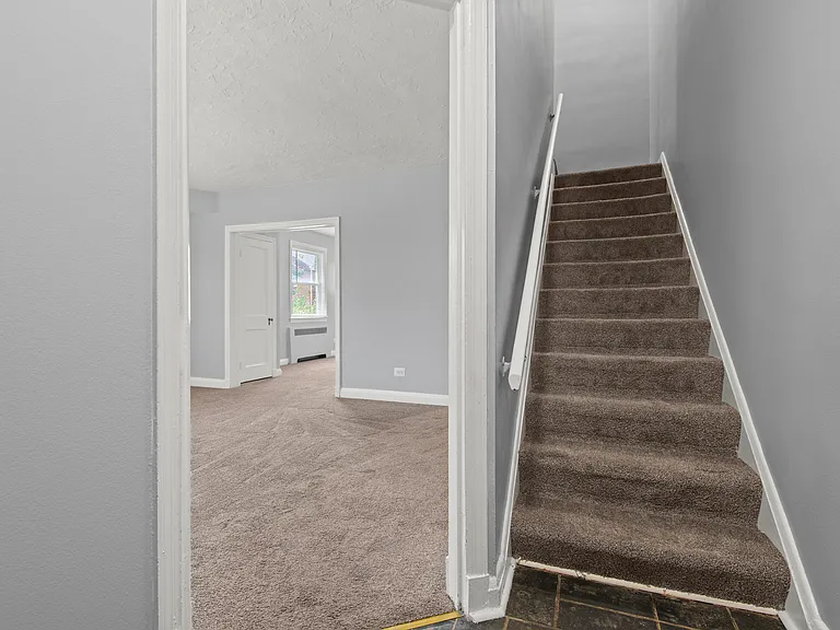 2600 N Longwood St — Photo 3
