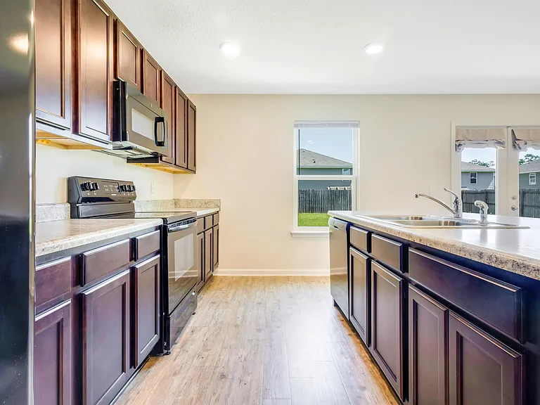 5888 Southern Bell Ct — Photo 21