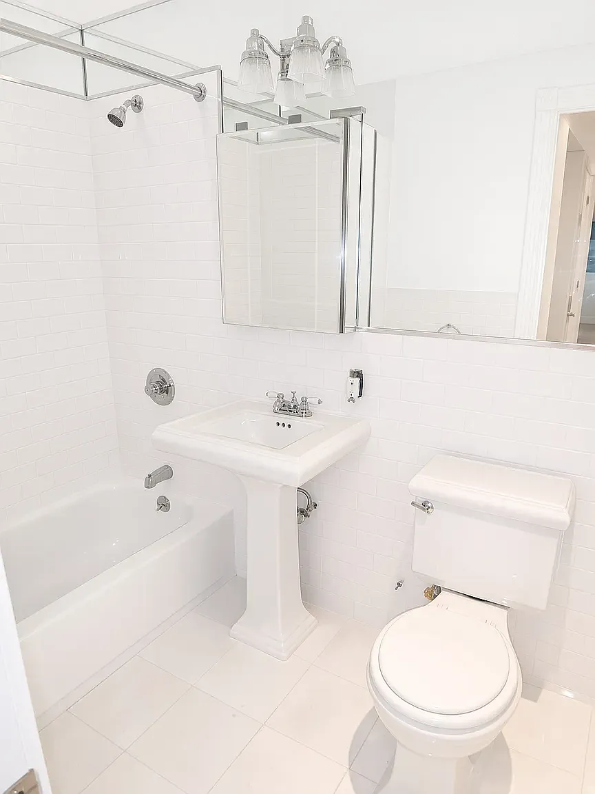342 East 76th Street — Photo 4