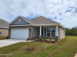 500 Sandy Pelican Cv, Ocean Springs, MS 39564