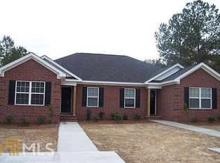 100 Crossway Cottages Ln #A, Statesboro, GA 30458