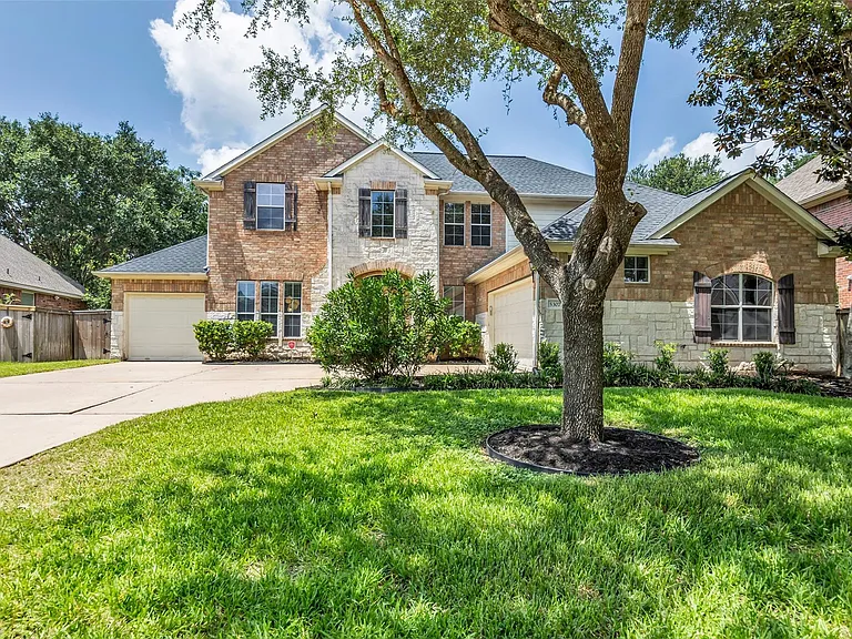 5307 Riverstone Crossing Dr — Photo 2