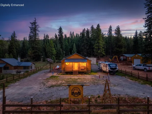 1265 W Strawberry Point Rd, Duck Creek Village, UT 84762