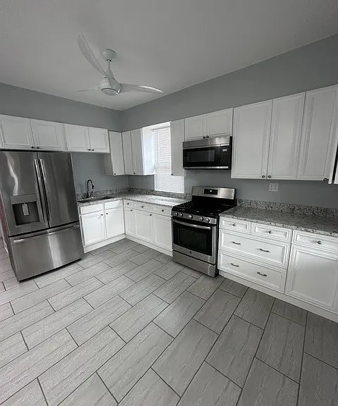 1028 N Central Park Ave #2 — Photo 6