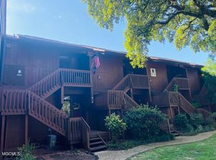 116 Lakeside Villa, Diamondhead, MS 39525