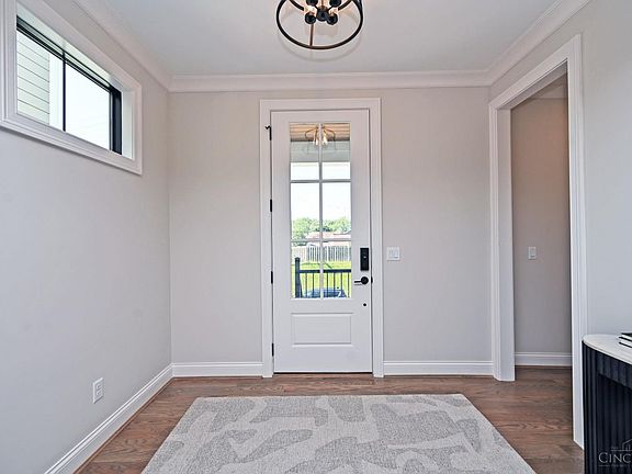 3rd image of 7406 Orchard St