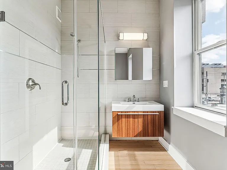 3146 N Broad St #B — Photo 12