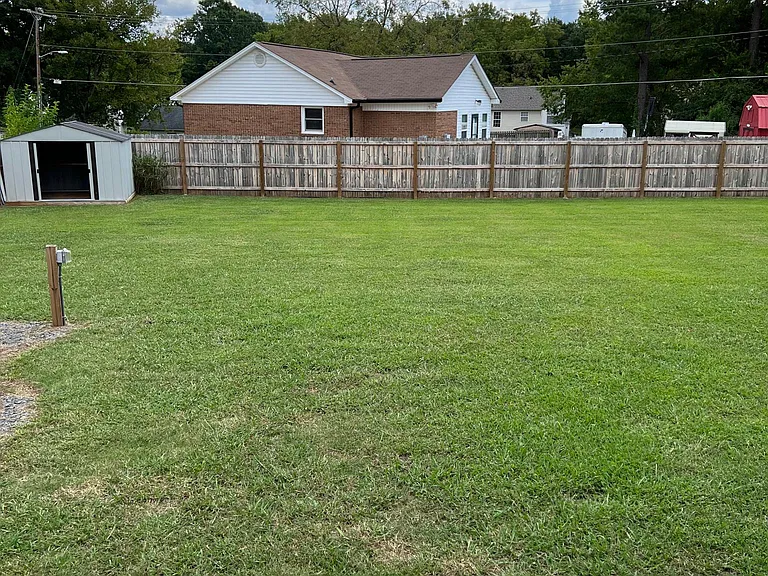 7617 Bramblewood Dr — Photo 15