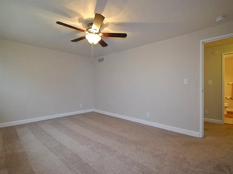 Coolidge Place Townhomes — Photo 10