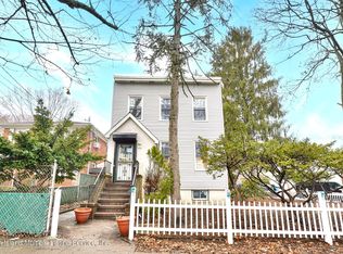 521 Vanderbilt Ave, Staten Island, NY