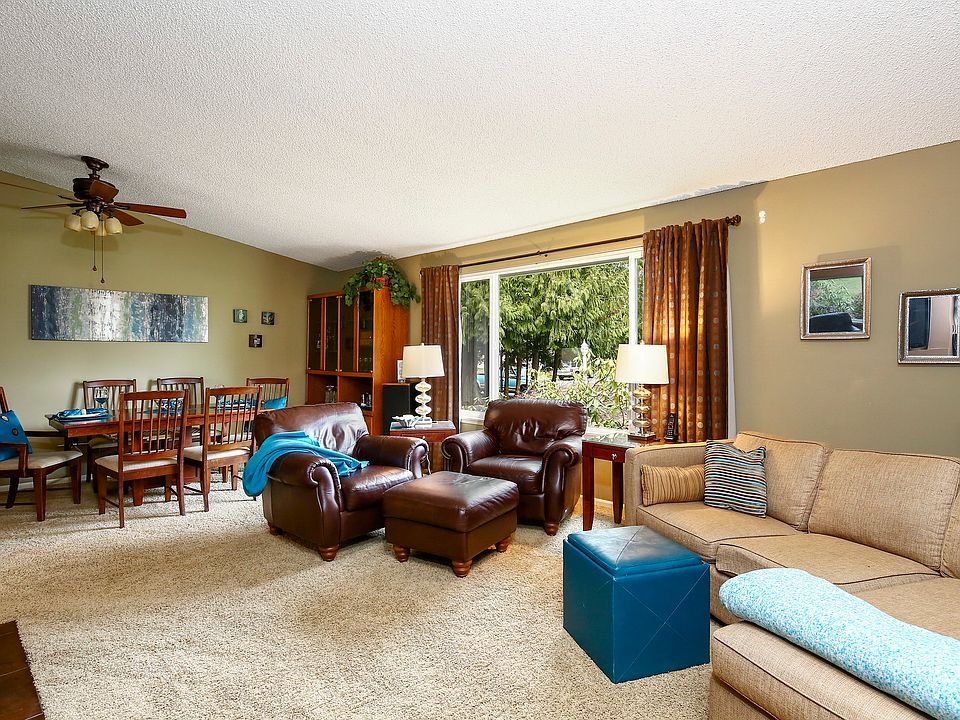 Living-Dining Room