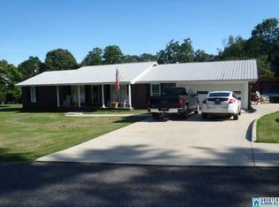 1008 Edgewood Dr, Pell City, AL 35128