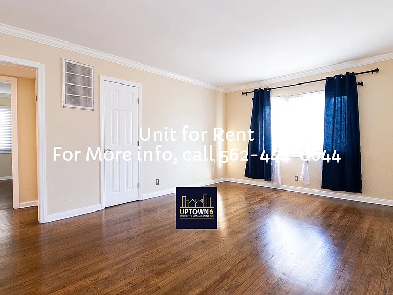 2115-2117 W 103rd Pl — Photo 4