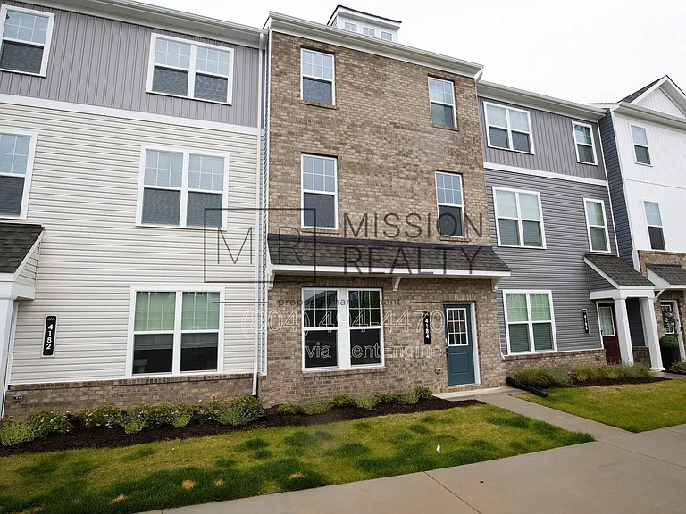 4184 Park Trail Dr — Photo 1