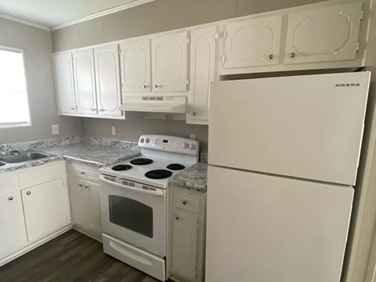 Brickhaven Apartments — Photo 9