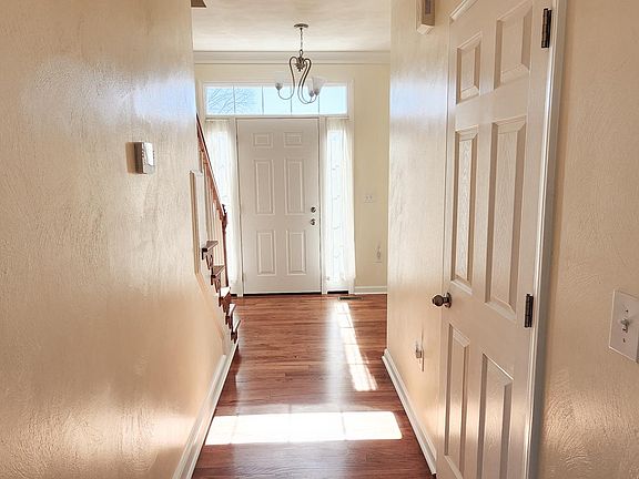 4th image of 7540 New Barrens Ct