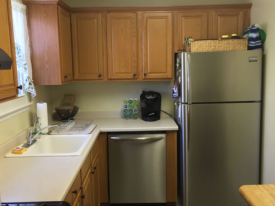 1st image of 4415 Wilshire Ln #J 15