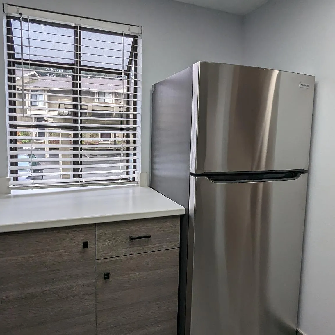 2 bed, 1.5 bath, 1085 sqft, $2,800 — Photo 2