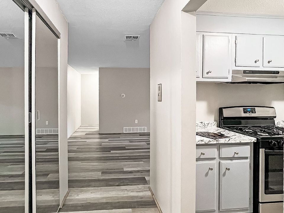 1st image of 1 Louisburg Sq APT 8