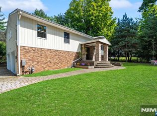 763 Closter Dock Rd, Closter, NJ 07624