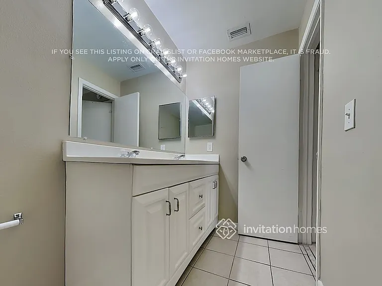 11221 SW 117th Ct — Photo 12