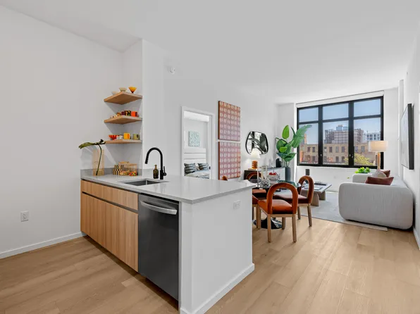 504 Sackett Street 201 image 2 of 34
