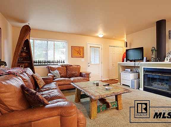 4th image of 3371 Sunburst Ct #21