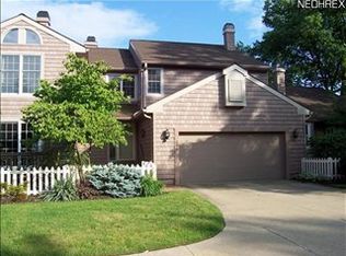 658 Isle View Dr, Akron, OH 44319