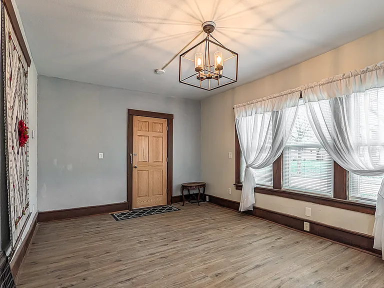 1268 Pondview Ave #A — Photo 5