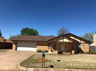 1321 Kent St, Weatherford, OK 73096
