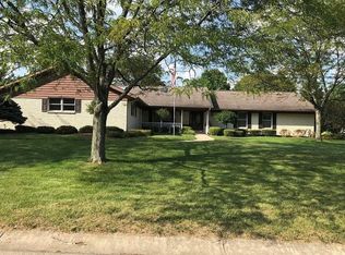 2446 Dakem Dr, Dayton, OH 45434