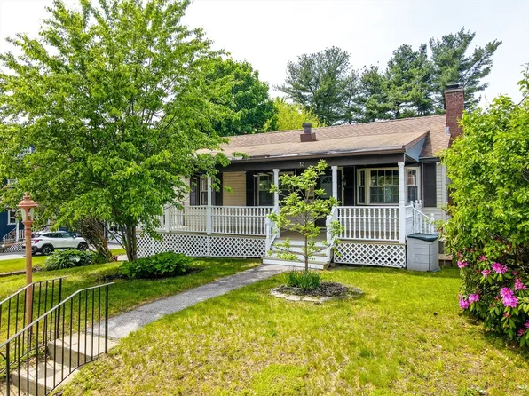 13 Mount Ave, Worcester, MA 01606