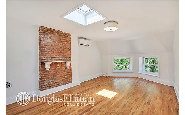 Rented by Douglas Elliman | media 29